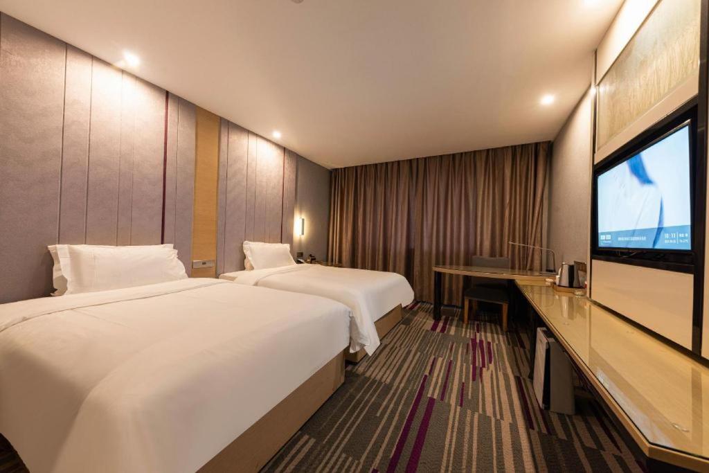 Lavande Hotel Nanchang Ai XI Hu Subway East Station Branch Dış mekan fotoğraf