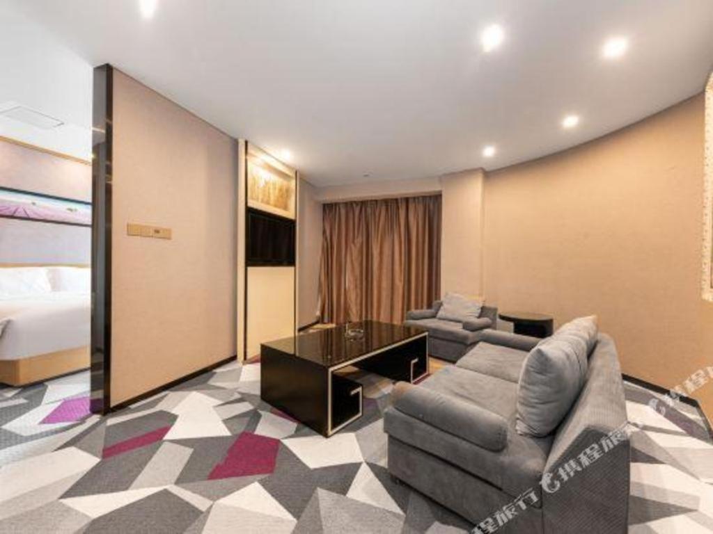 Lavande Hotel Nanchang Ai XI Hu Subway East Station Branch Dış mekan fotoğraf