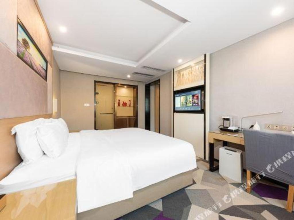Lavande Hotel Nanchang Ai XI Hu Subway East Station Branch Dış mekan fotoğraf