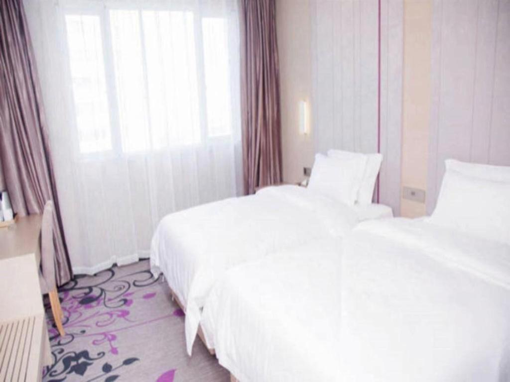 Lavande Hotel Nanchang Ai XI Hu Subway East Station Branch Dış mekan fotoğraf